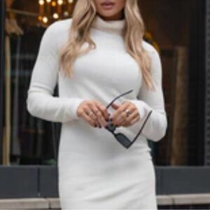 Elegant White Turtleneck Dress